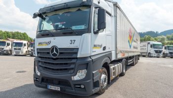 Semi-trailers and Road Trains