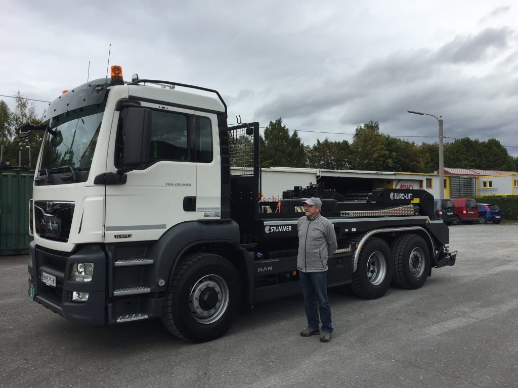 LKW 22 Absetzkipper